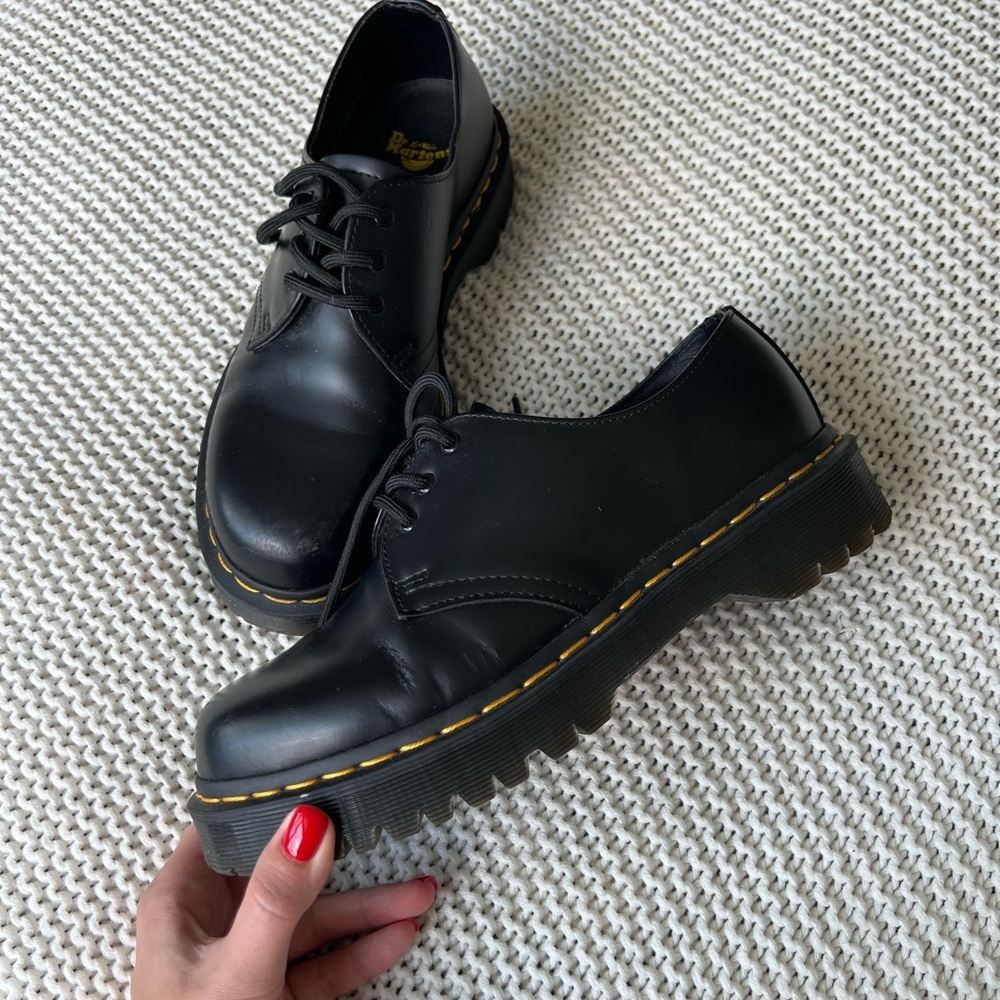 Dr. Martens 1461 SMOOTH LEATHER PLATFORM SHOES. Europe size -39